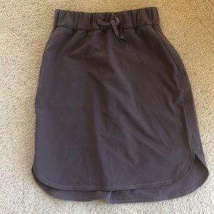 Lulu lemon skirt